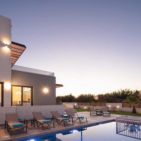 Sunnyside Villas, Ideal For Vibrant Stays,By Thinkvilla Pigianos Kampos  Ngoại thất bức ảnh