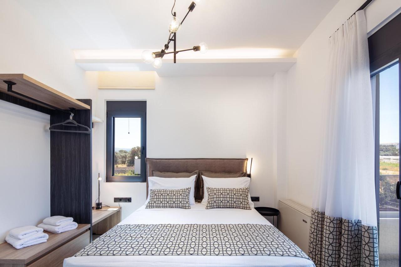 Sunnyside Villas, Ideal For Vibrant Stays,By Thinkvilla Pigianos Kampos  Ngoại thất bức ảnh