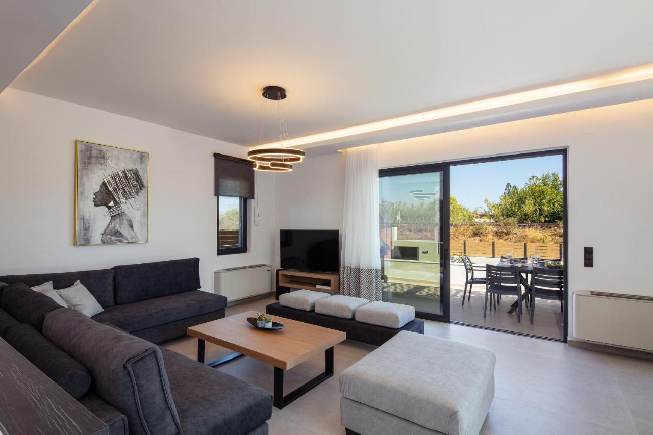 Sunnyside Villas, Ideal For Vibrant Stays,By Thinkvilla Pigianos Kampos  Ngoại thất bức ảnh